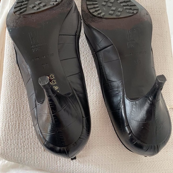 GIANFRANCO FERRE SIZE 39 SNAKE HEELS - Picture 4 of 7